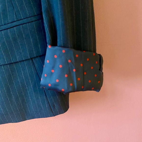Gap Blue Pinstriped Blazer with Polkadot Cuffs Size 8 - Picture 2 of 5